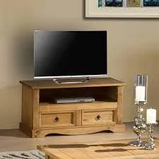 Pilihan Rak TV Kecil Kayu yang Bikin Suasana Rumah Lebih Hangat dan Homey