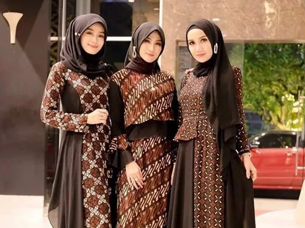 Cara Memilih Model Baju Batik Elegan untuk Tampil Memukau di Acara Spesial: Tips Rahasia Memilih Bahan Berkualitas Tinggi! (Ilustrasi)