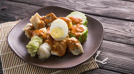 Resep Bumbu Kacang Siomay: Gurih dan Lezat ala Street Food (Ilustrasi)