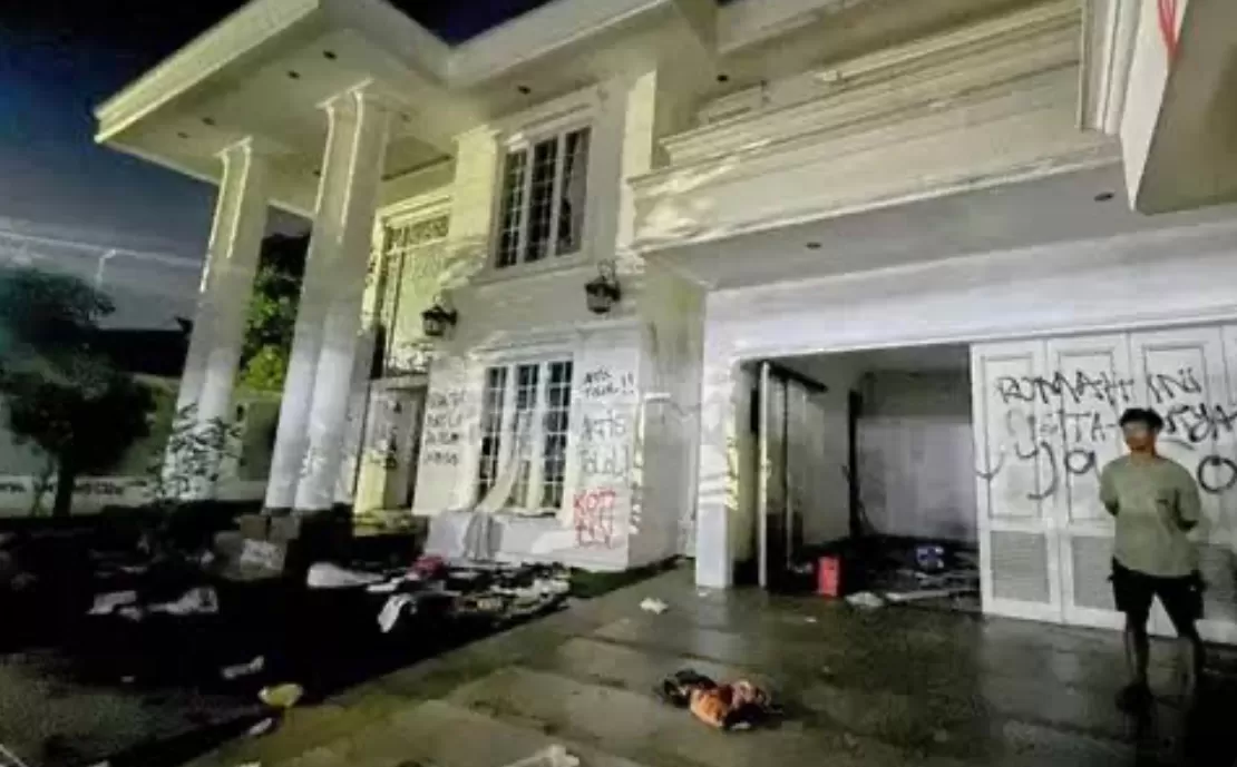 Terungkap: Desain dan Isi Rumah Eko Patrio yang Dijarah Massa, Ternyata Senilai Rp150 Miliar (Ilustrasi)